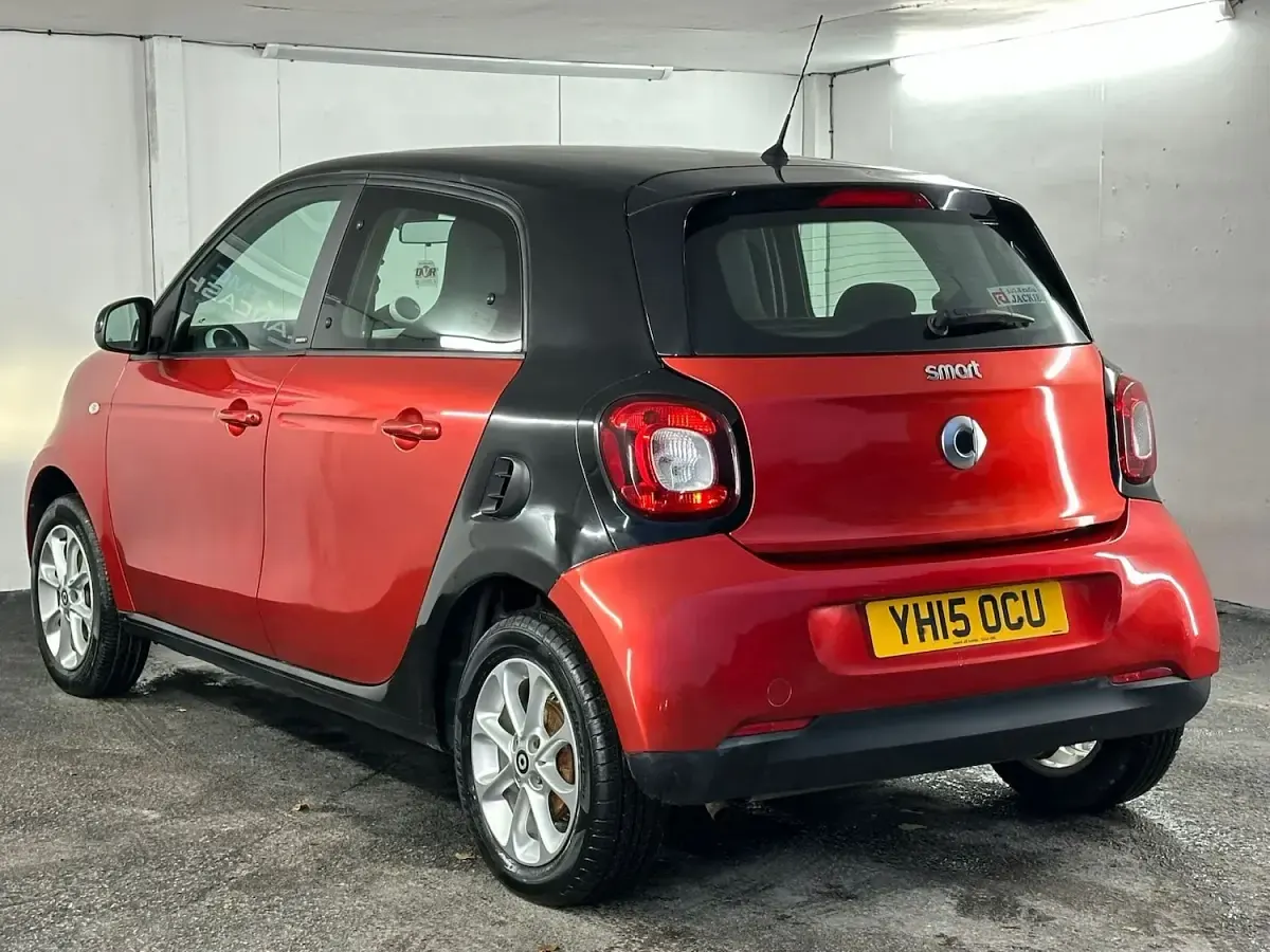 Used Smart ForFour Passion 2015 Red Hatchback
