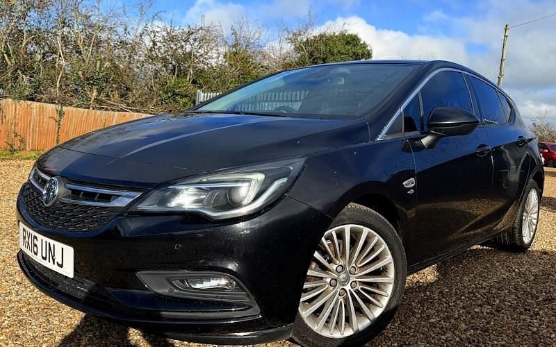 Used Vauxhall Astra Elite 150 HP (110 kW) 2019 Hatchback
