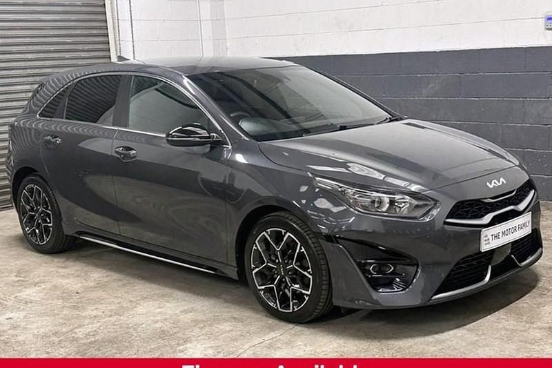 Used 2022 Kia Ceed 2 Hatchback | £16,495 (Fair price) - Image 1/1
