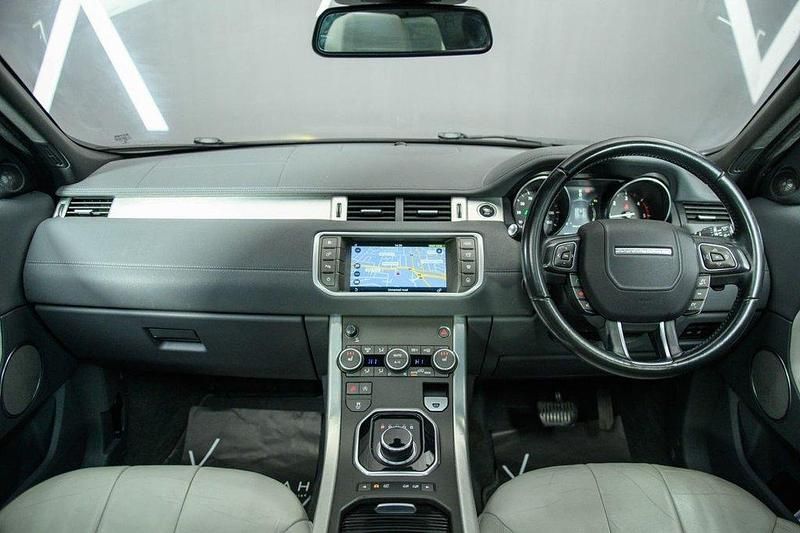 Used Land Rover Range Rover evoque SE 180 HP (132 kW) 2017 Blue SUV