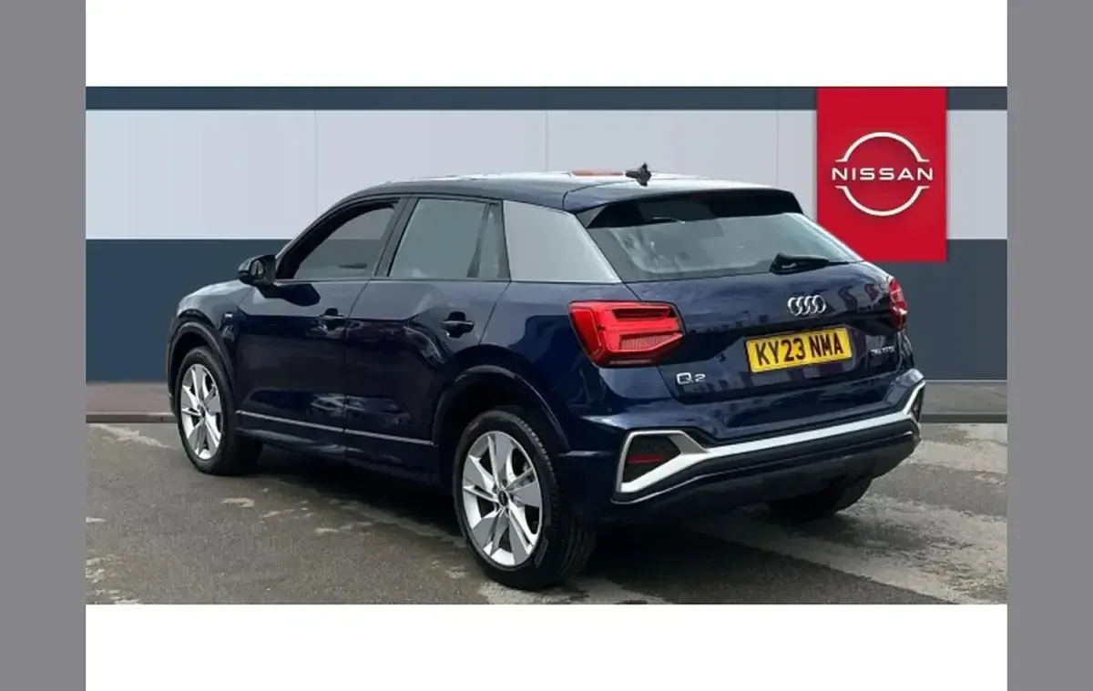 Used Audi Q2 S-Line 150 HP (110 kW) 2023 Blue SUV