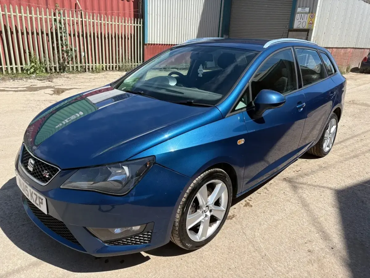 Used Seat Ibiza ST FR 138 HP (101 kW) 2015 Blue Estate
