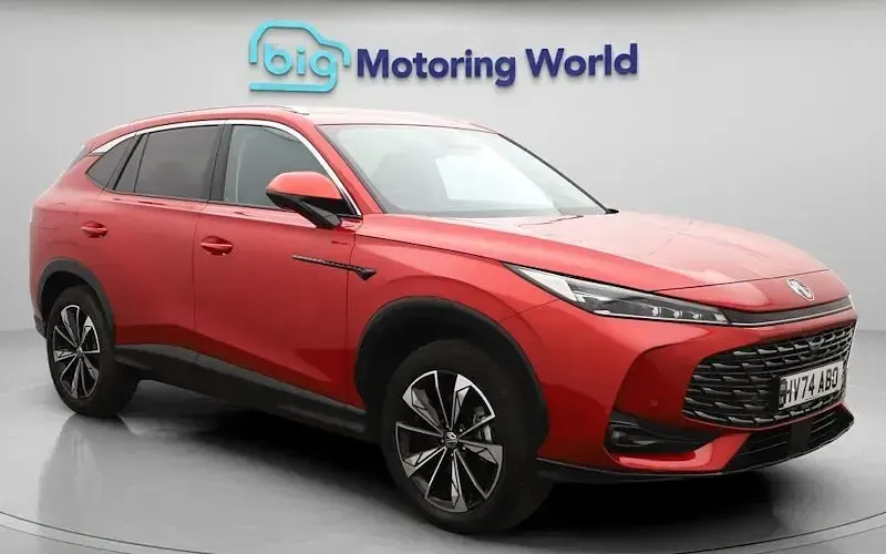 Usado MG HS Trophy 170 HP (125 kW) 2024 SUV