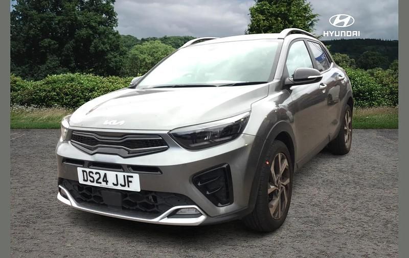 Used Kia Stonic GT-Line 100 HP (73 kW) 2024 Grey SUV