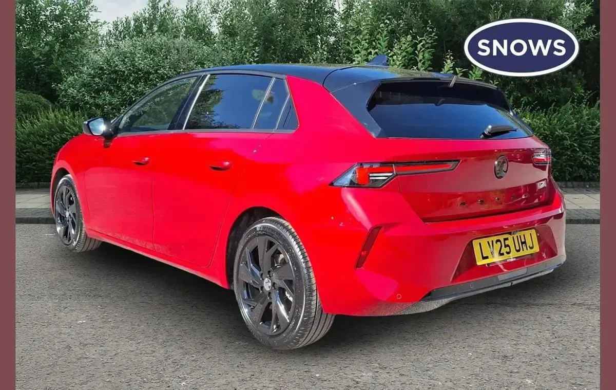 Used Vauxhall Astra S 131 HP (96 kW) 2025 Red Hatchback