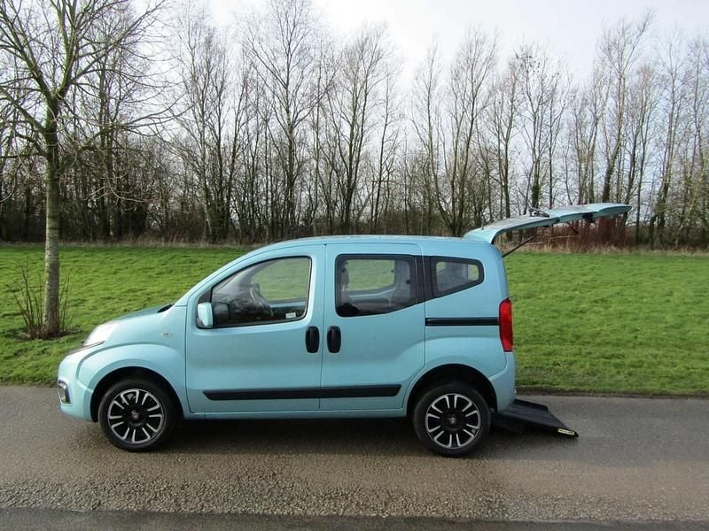 Used Fiat Qubo Trekking 2018 Green MPV