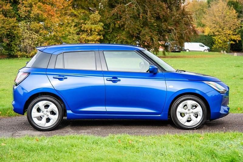 Used Suzuki Swift 82 HP (60 kW) 2024 Blue Hatchback