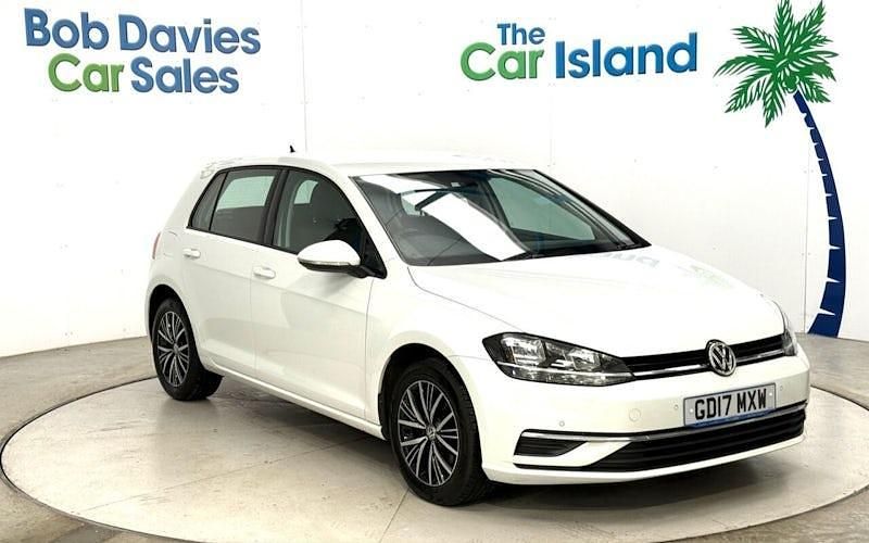 White Used 2017 VW Golf VII SE Hatchback | £10,750 (Fair price) - Image 1/4