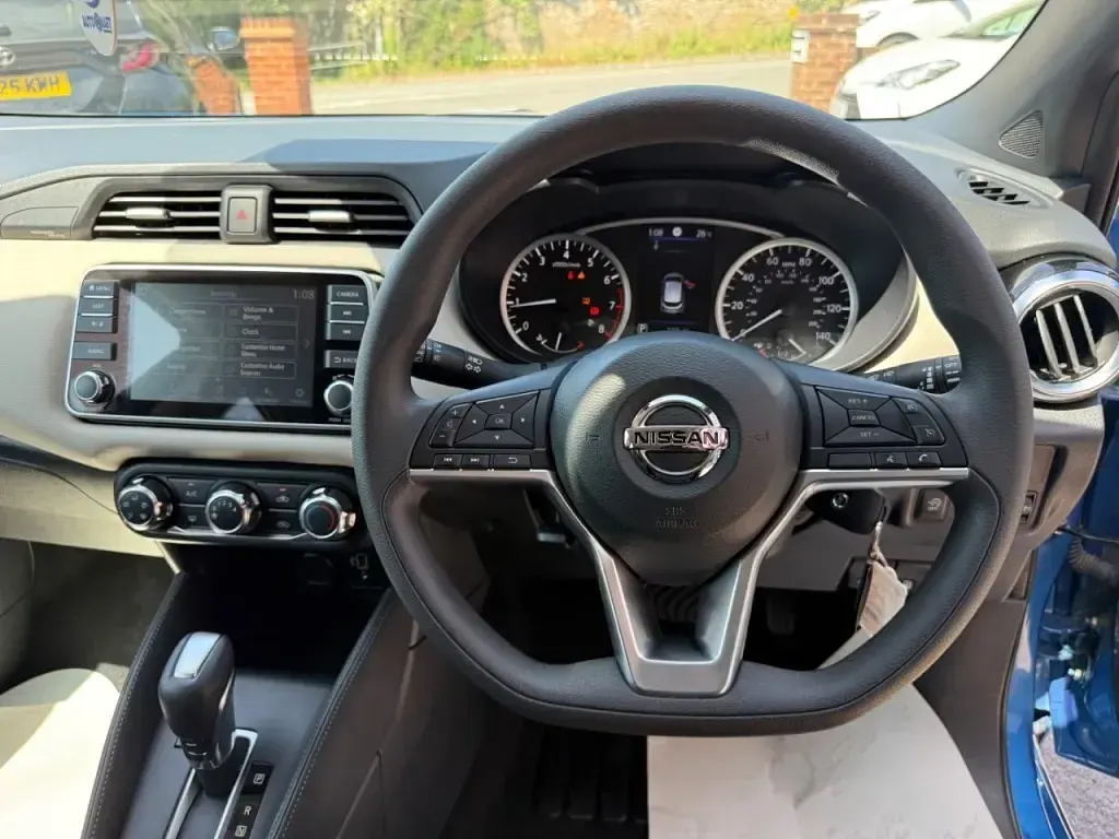 Used Nissan Micra Acenta 100 HP (73 kW) 2020 Blue Hatchback