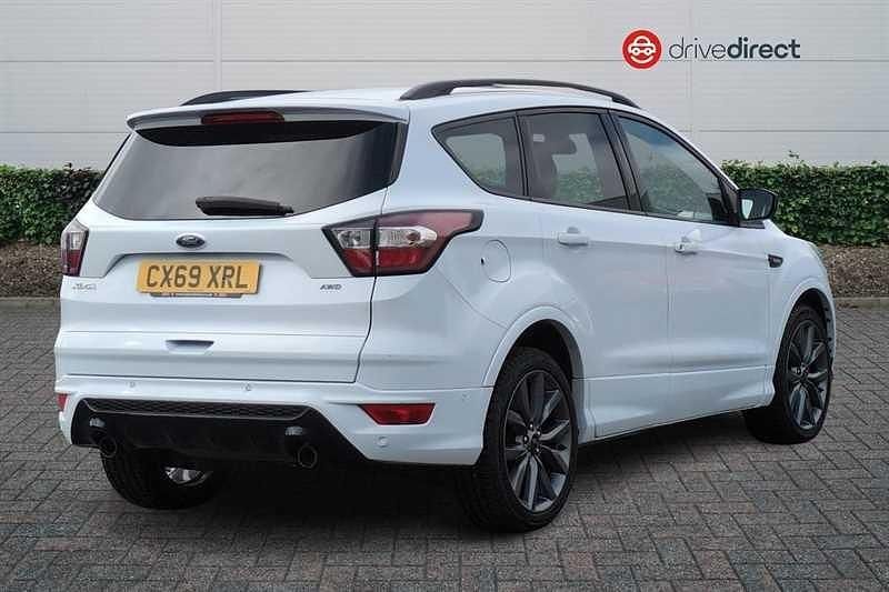 Used Ford Kuga ST-Line 179 HP (131 kW) 2019 White SUV