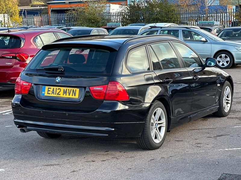 Used BMW 318 Comfort Edition 2012 Black Estate