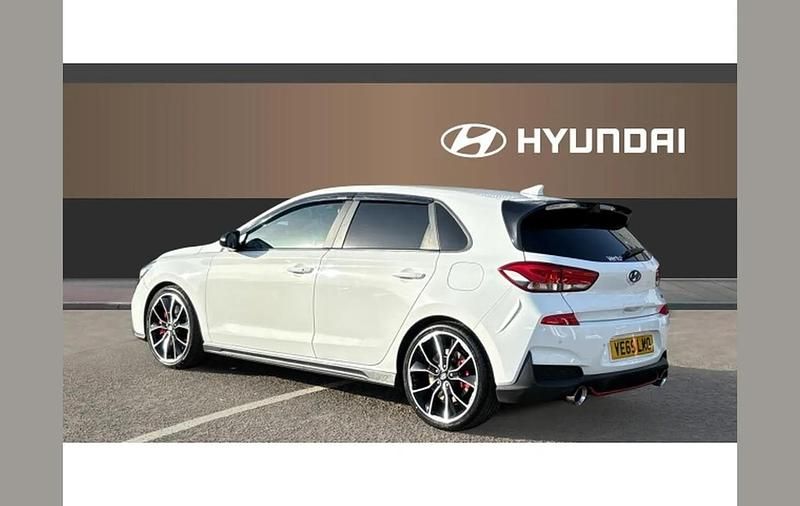Used Hyundai i30 N Performance 270 HP (198 kW) 2019 White Hatchback
