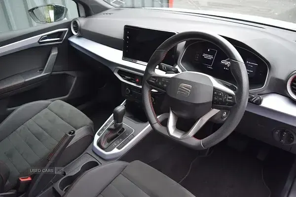 Used Seat Arona FR Sport 2025 White SUV
