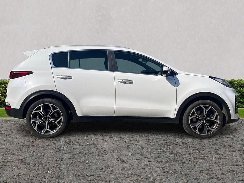 Used Kia Sportage GT-Line 116 HP (85 kW) 2022 White SUV