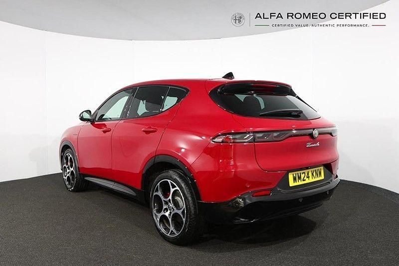 Red Used 2024 Alfa Romeo Tonale Veloce SUV | £27,995 (Fair price) - Image 1/4
