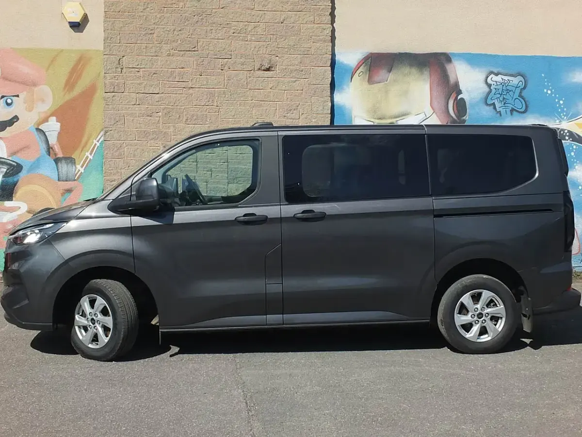 Used Ford Tourneo Custom Zetec 136 HP (100 kW) 2024 Grey Van