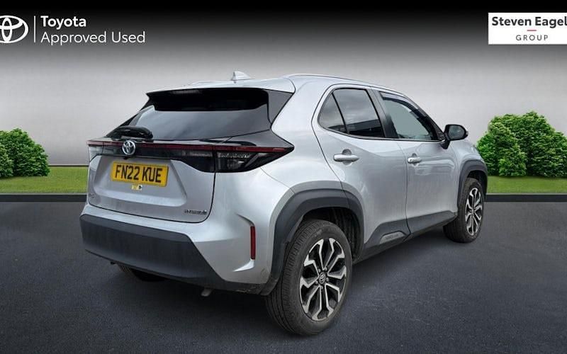 Used Toyota Yaris Hybrid Design 116 HP (85 kW) 2026 Estate