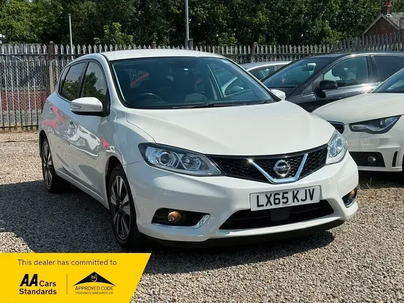 Used Nissan Pulsar N-TEC 115 HP (84 kW) 2015 White Hatchback