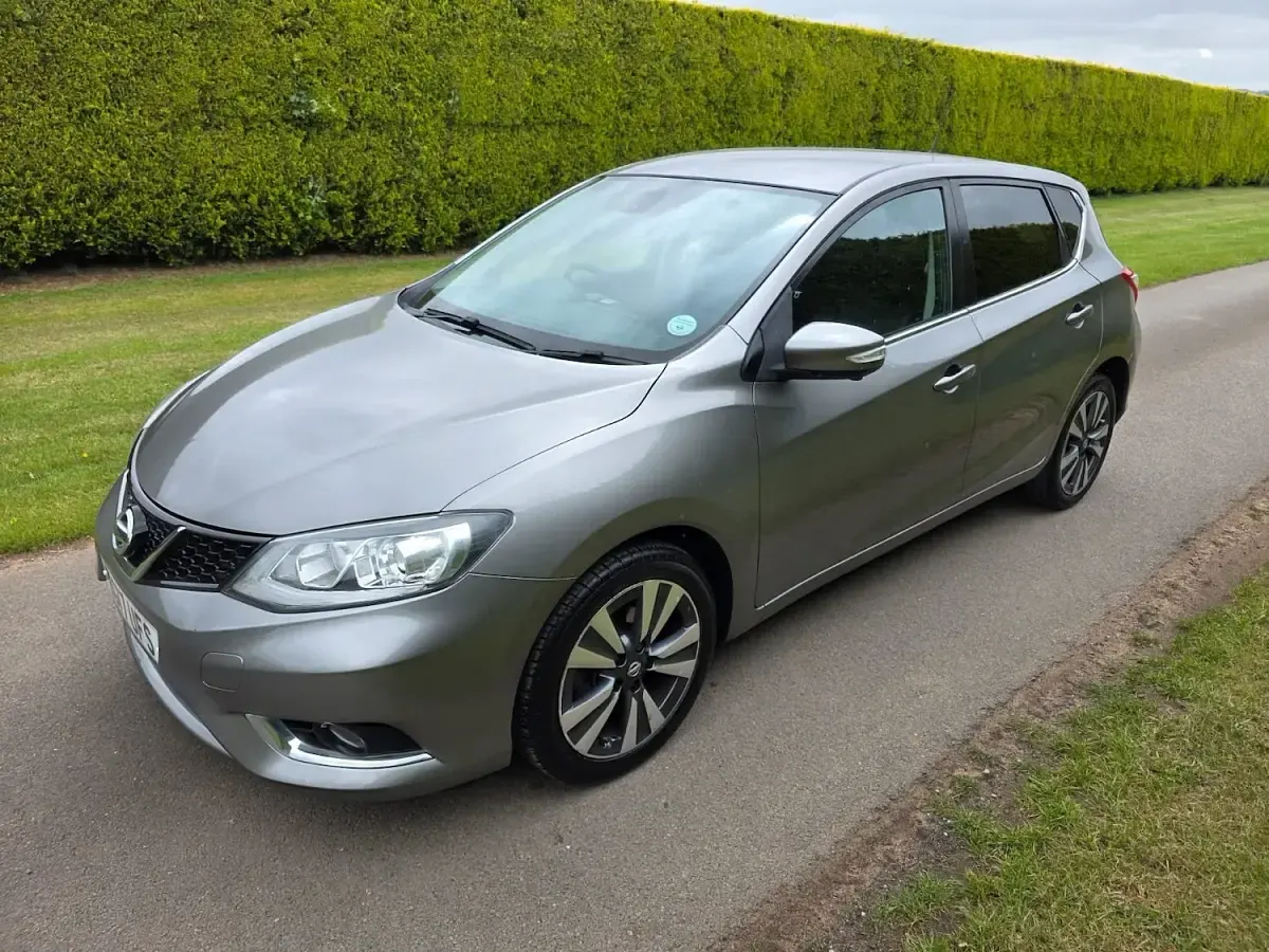 Used Nissan Pulsar Tekna 115 HP (84 kW) 2017 Grey Hatchback