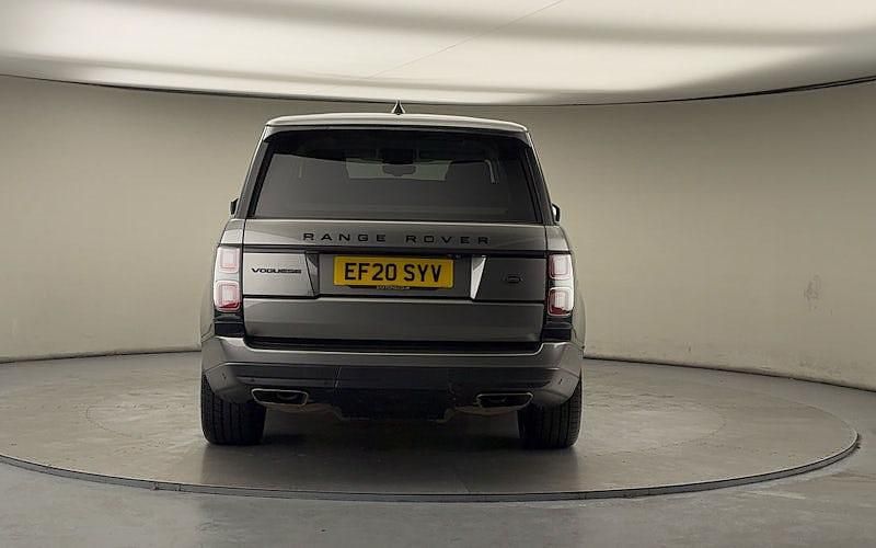 Used Land Rover Range Rover Vogue SE 275 HP (202 kW) 2020 Gallium silver SUV