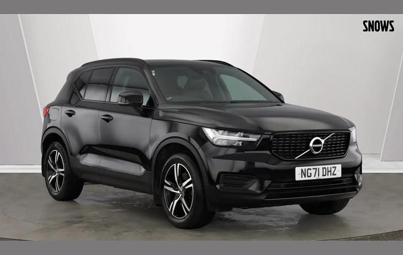 Used Volvo XC40 R-Design 197 HP (144 kW) 2021 Onyx black SUV