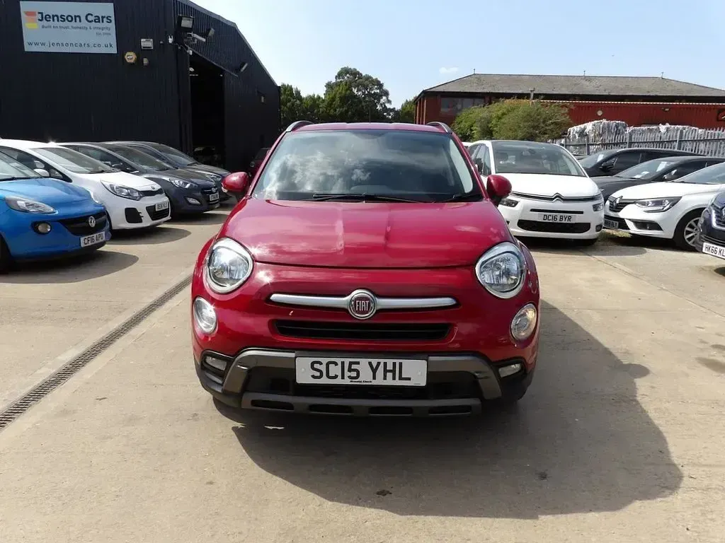 Used Fiat 500X Cross 140 HP (102 kW) 2015 Red SUV