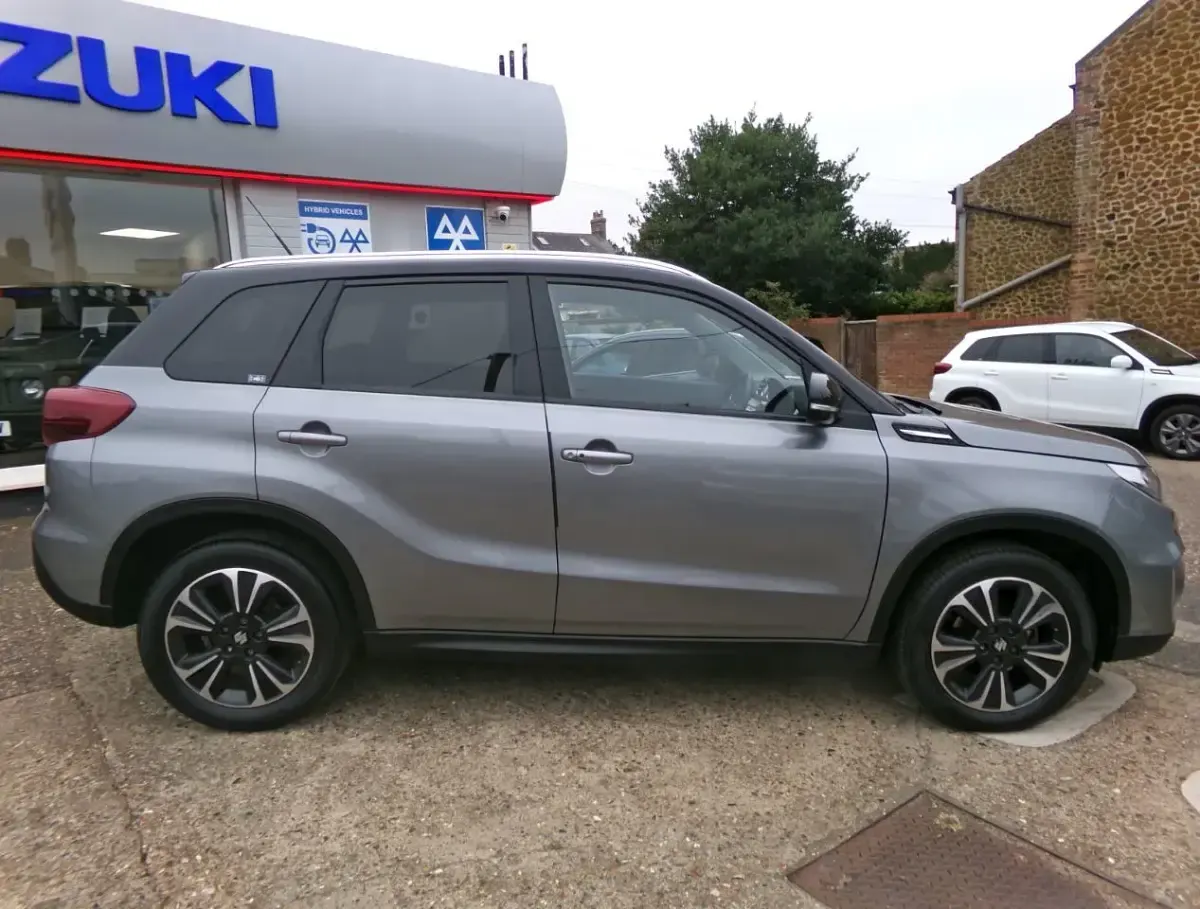 Used Suzuki Vitara SZ5 2021 Grey/black two tone SUV