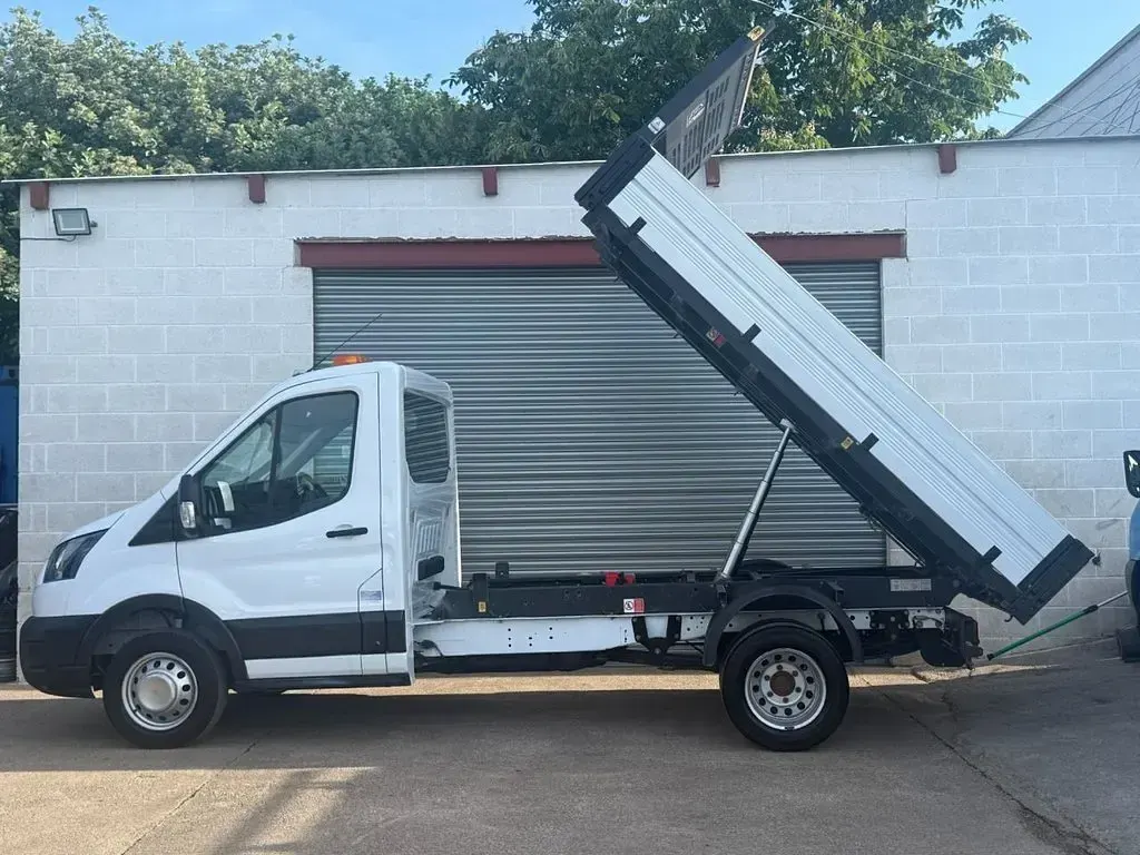 Used Ford Transit S 130 HP (95 kW) 2022 White Cabriolet