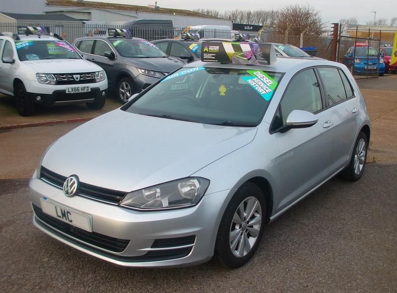 Used VW Golf VII SE 105 HP (77 kW) 2013 Silver Hatchback
