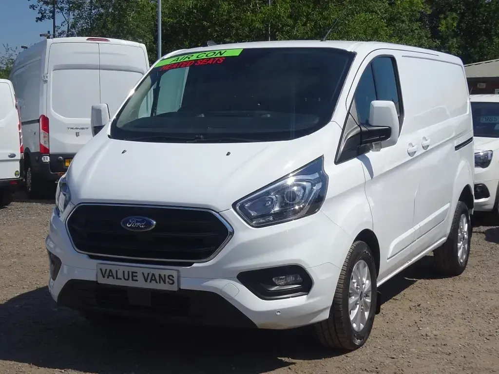 Used Ford Transit Custom Limited 130 HP (95 kW) 2022 White Van