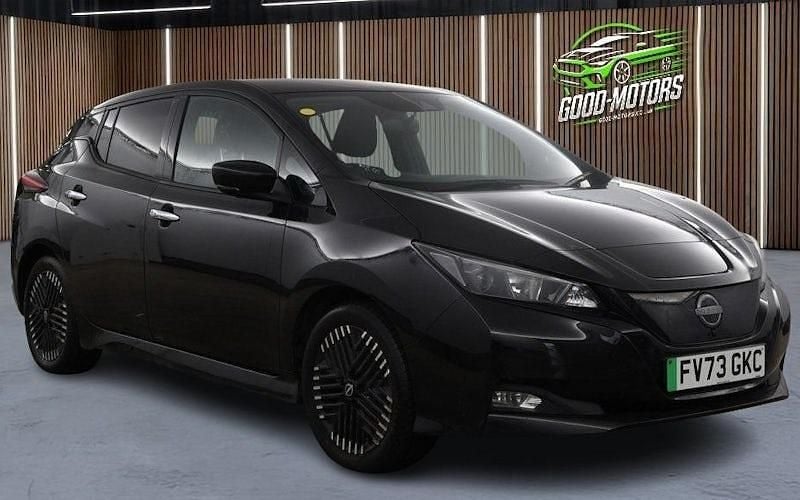 Used Nissan Leaf N-Connecta 110 kW (150 HP) 2025 Hatchback