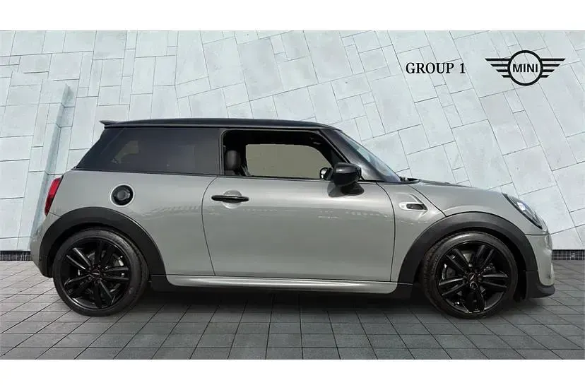 Begagnad Mini Cooper S Sport 192 HK (141 kW) 2019 Grå Halvkombi