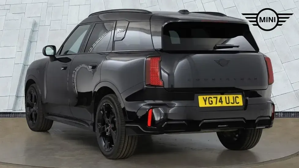 Used Mini Countryman 168 HP (123 kW) 2024 Black SUV