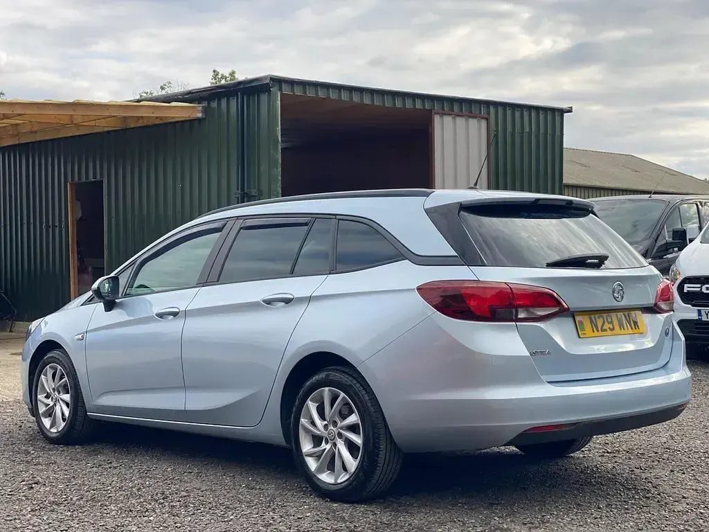 Used Vauxhall Astra S 105 HP (77 kW) 2020 Silver Estate