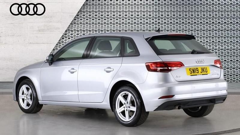 Used Audi A3 Comfort 116 HP (85 kW) 2019 Silver Sedan