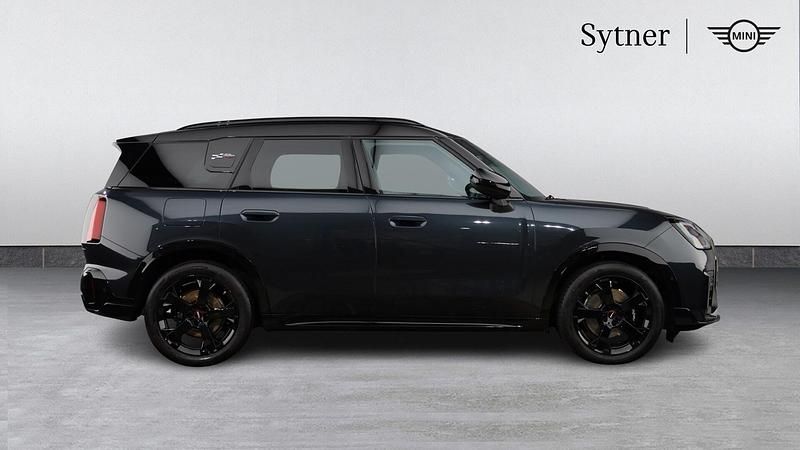 Używany Mini Countryman 168 KM (123 kW) 2024 Szary SUV