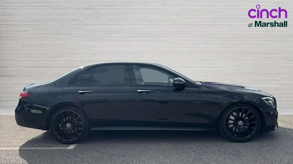 Used Mercedes E200 AMG line 200 HP (147 kW) 2022 Black Sedan