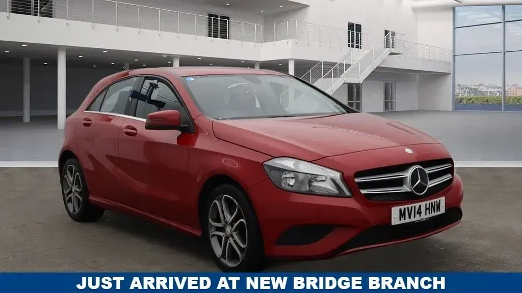 Used Mercedes A180 122 HP (89 kW) 2013 Hatchback