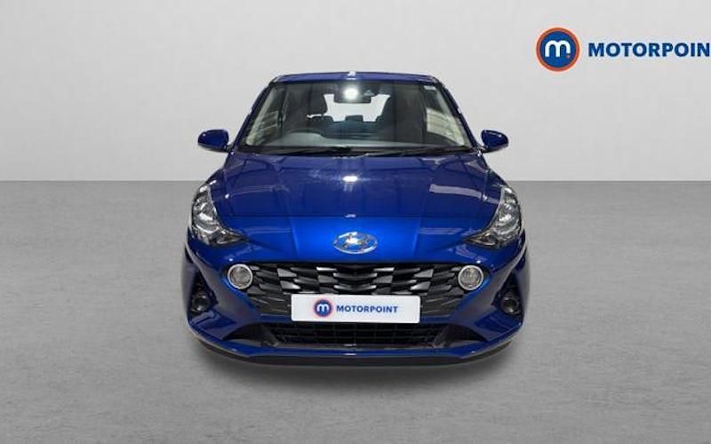 Used Hyundai i10 SE 67 HP (49 kW) 2023 Hatchback