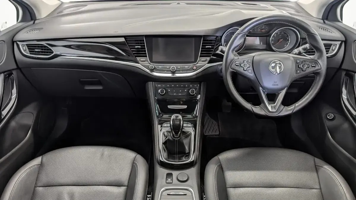 Używany Vauxhall Astra Elite 160 KM (117 kW) 2016 Szary Kombi