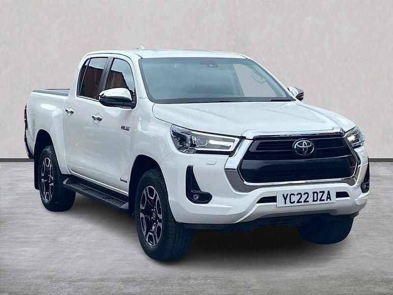 White Used 2022 Toyota HiLux Pickup | £24,999 (Good price) - Image 1/4