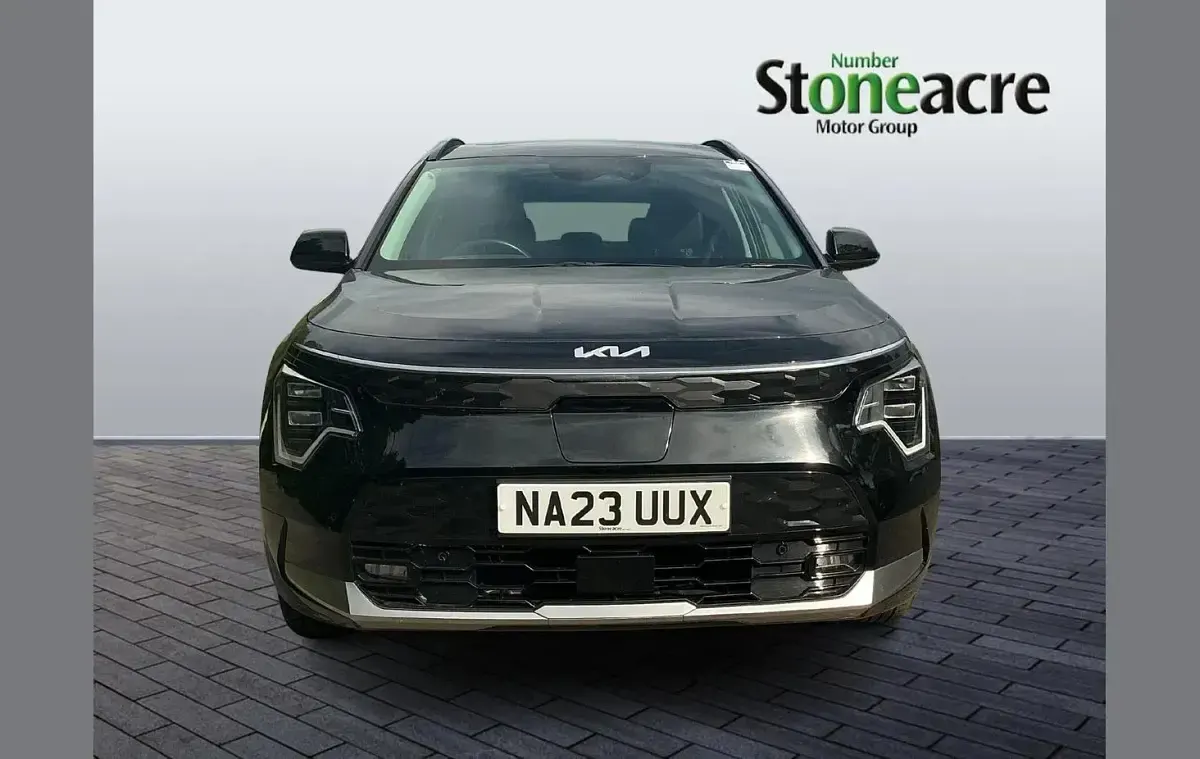 Used Kia e-Niro 147 kW (200 HP) 2023 Black SUV