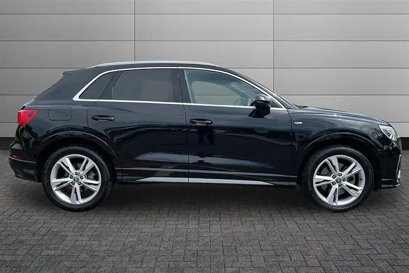 Used Audi Q3 S-Line 190 HP (139 kW) 2019 Mythos black SUV