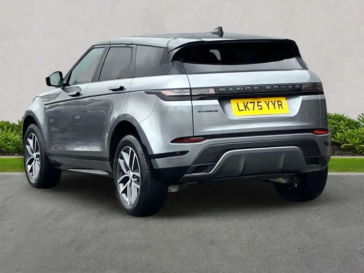 Begagnad Land Rover Range Rover evoque SE Dynamic 2025 Grå SUV