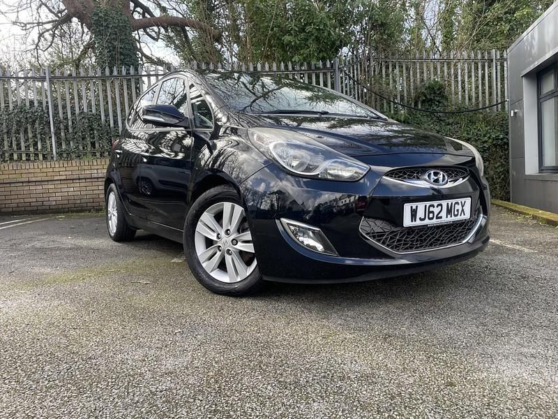 Used Hyundai ix20 Style 90 HP (66 kW) 2012 Black Hatchback