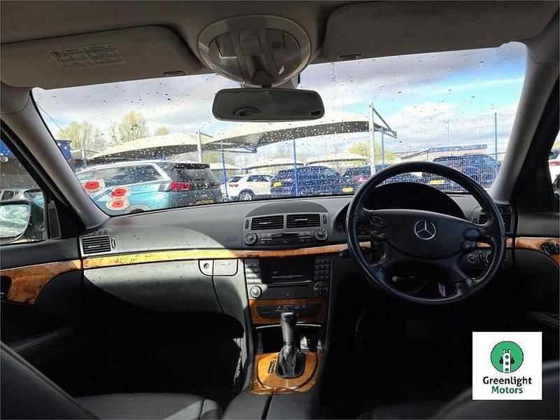 Begagnad Mercedes E220 Elegance 2007 Svart Sedan