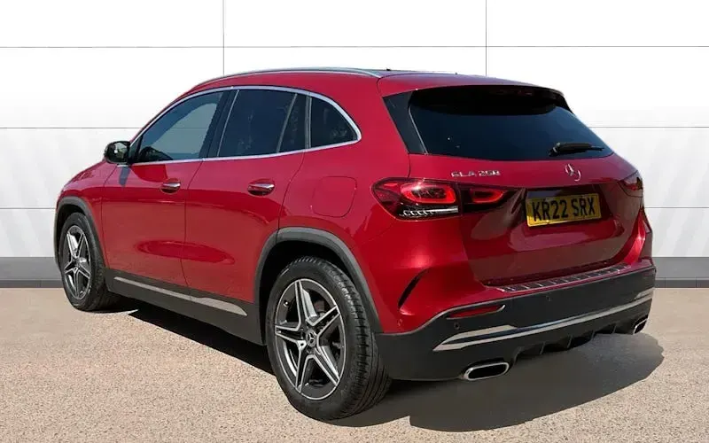 Used Mercedes GLA250 AMG Line Premium Plus 224 HP (164 kW) 2022 Red SUV