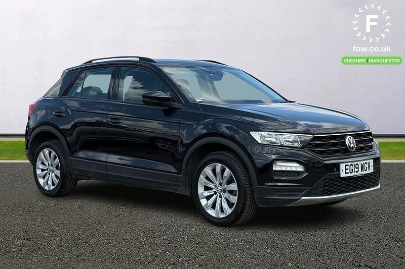 Black Used 2019 VW T-Roc SE SUV | £16,099 (Fair price) - Image 1/4