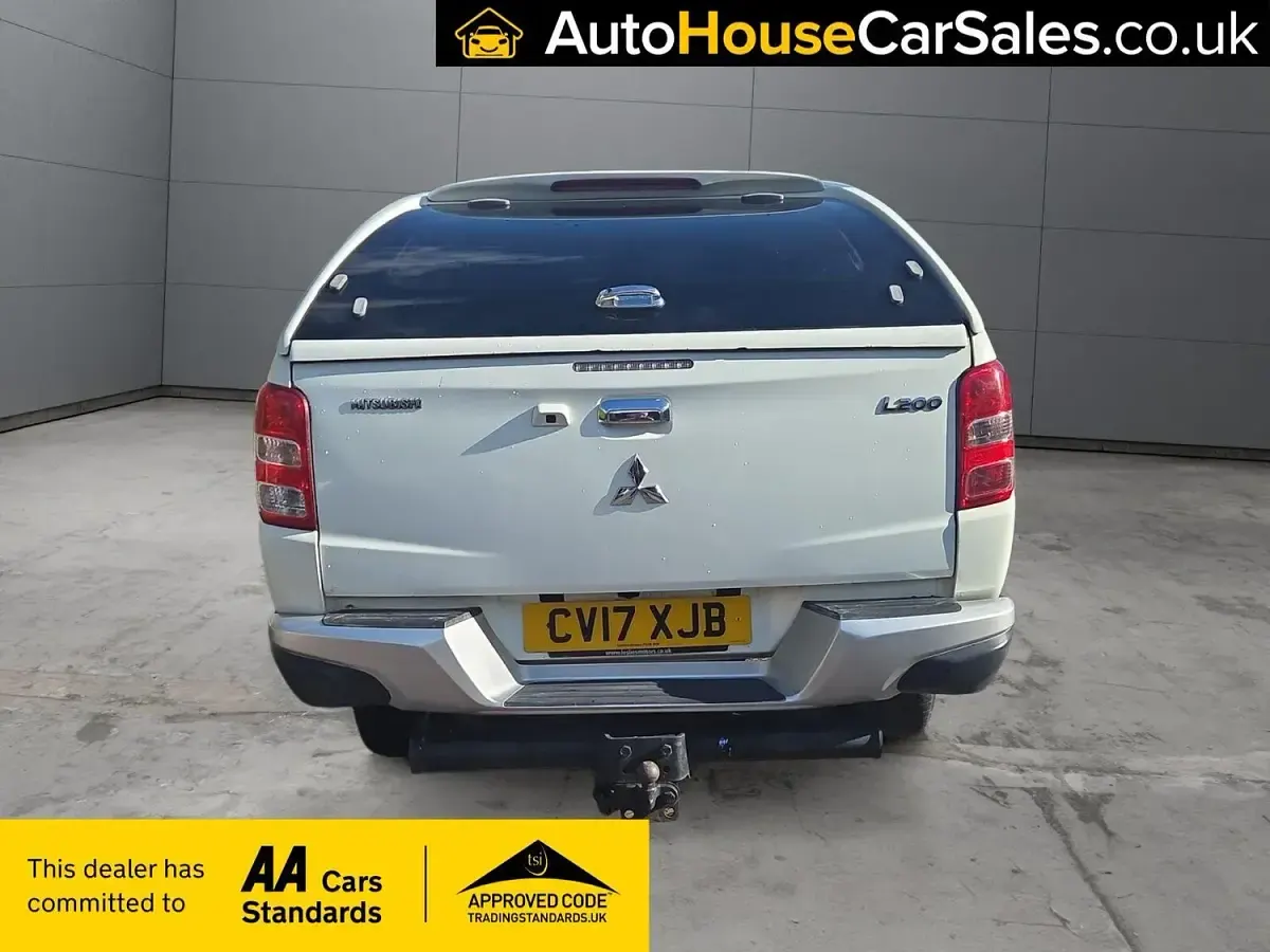 Used Mitsubishi L200 Warrior 2017 White Pickup