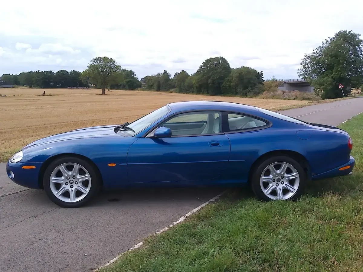 Used Jaguar XK8 1998 Blue Sedan